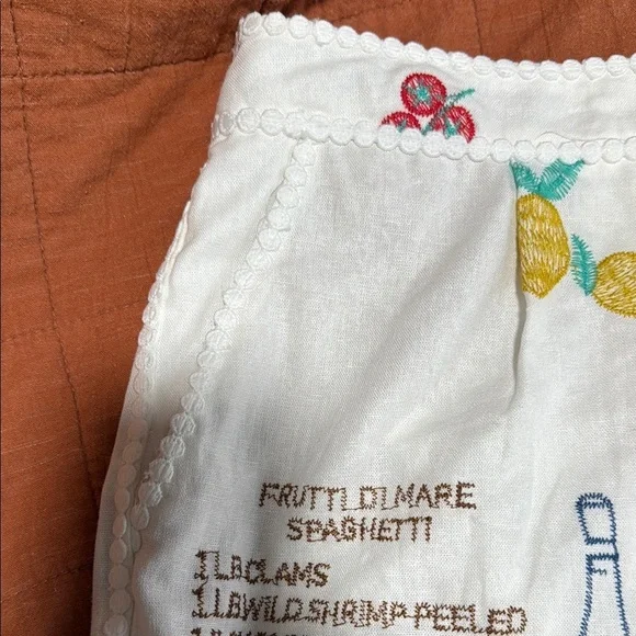 NWT Caroline Constas White Embroidered Women's Shorts sz 6 - Picture 4 of 5